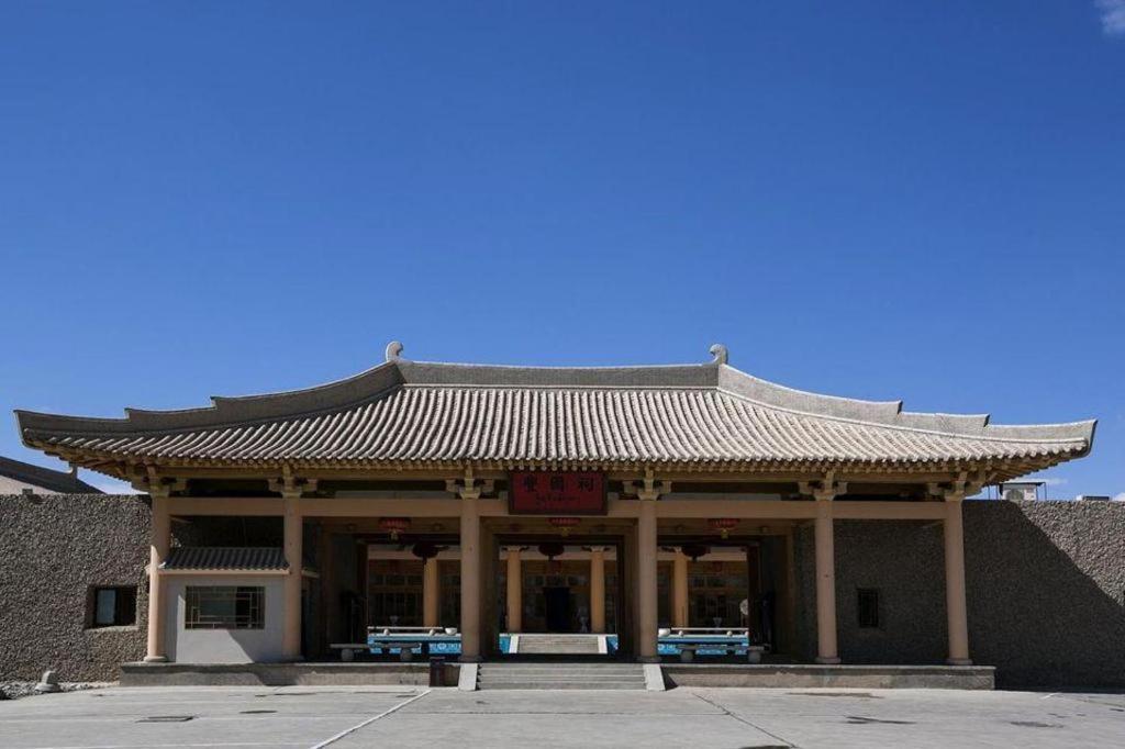 The Silk Road Dunhuang Hotel Exterior photo