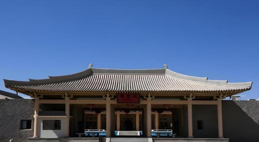 The Silk Road Dunhuang Hotel Exterior photo