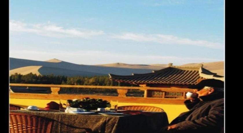 The Silk Road Dunhuang Hotel Exterior photo