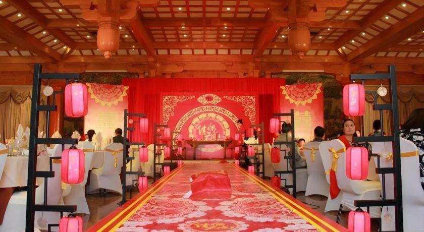 The Silk Road Dunhuang Hotel Exterior photo